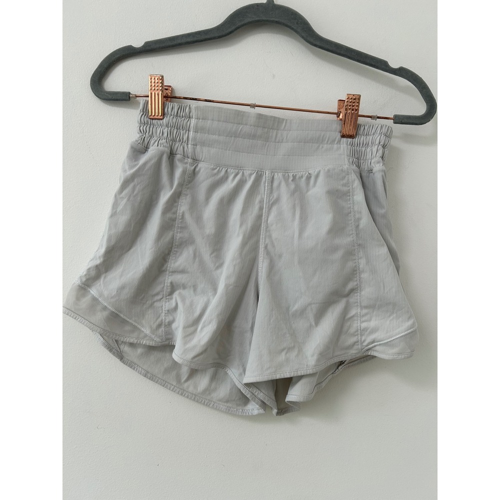 Lululemon Hotty Hot High-Rise Short Women 4 Light Grey Gorpcore Athleisure